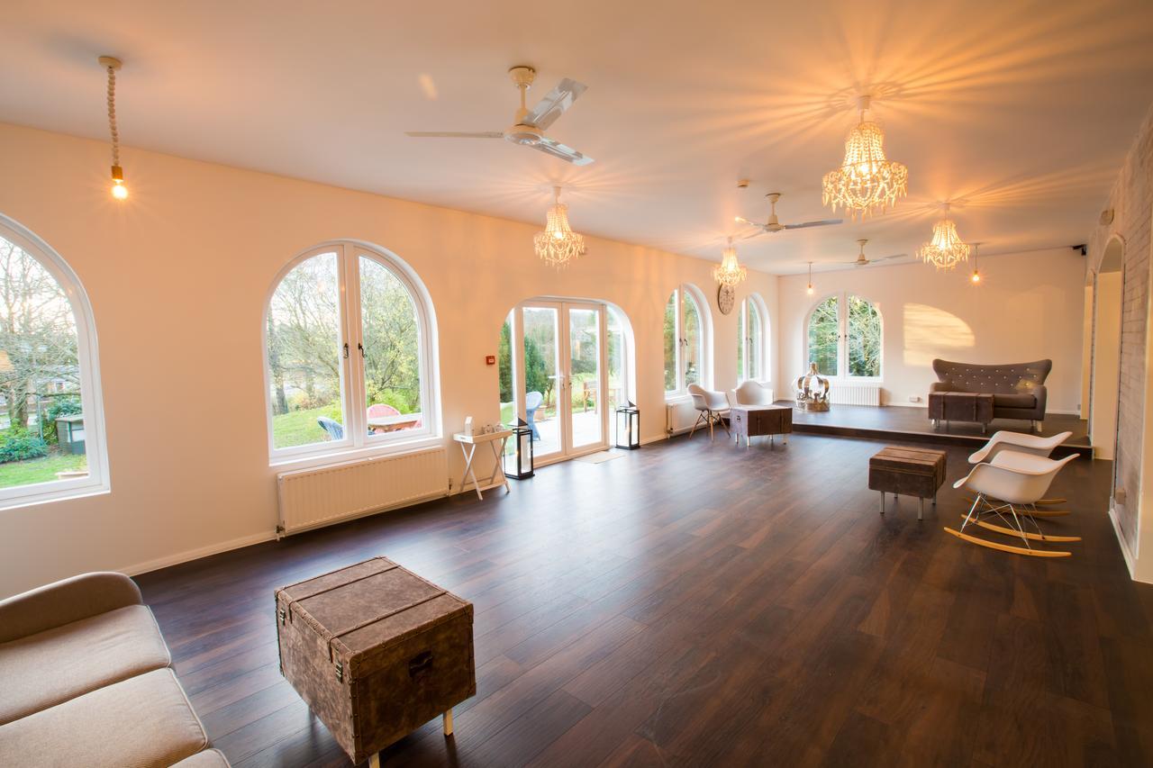 Gray Manor Hotel Cholderton Extérieur photo